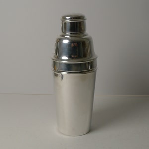Art Deco Silver Plated Cocktail Shaker by Mappin & Webb - Integral Ice Breaker