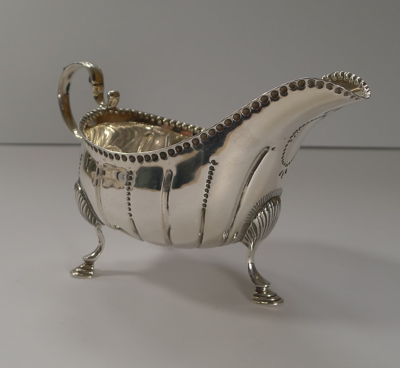 Irish Silver Sauce Boat by West & Son Dublin 1909 image 2