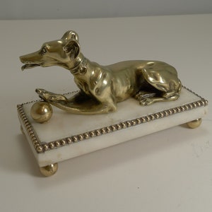Antiguo inglés figural escritorio / papel / clip de nota - perro / galgo c.1860