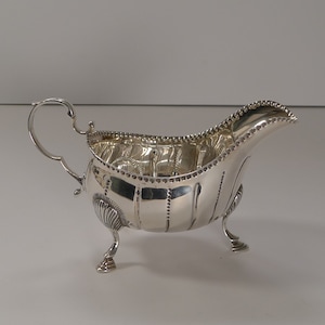 Irish Silver Sauce Boat by West & Son Dublin 1909 image 1