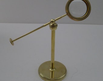 English Edwardian Brass Pivoting Magnifying Glass on Stand c.1900