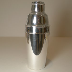 English Art Deco Silver Plated Cocktail Shaker by Mappin & Webb