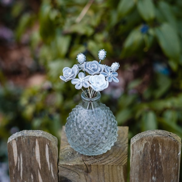 Snowball Glass Flower Vase