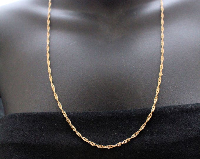 Estate 14K Solid Yellow Gold 24" Twisted Chain Necklace 5 Grams Signed RVL Holiday Gift