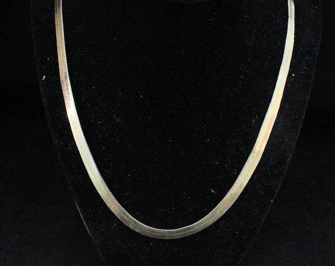 Estate Gold Chain Vintage 14K Solid Pale Yellow Gold Herringbone Necklace 20 Inches Long 6.51 MM Wide Made in Italy Holiday Gift