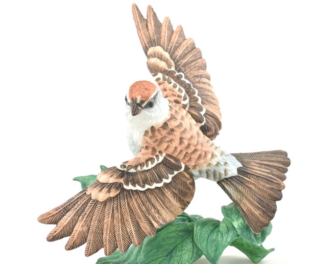 Estate Chipping Sparrow Figurine Vintage Lenox Hand Painted Bird Garden Birds 1990 Gift