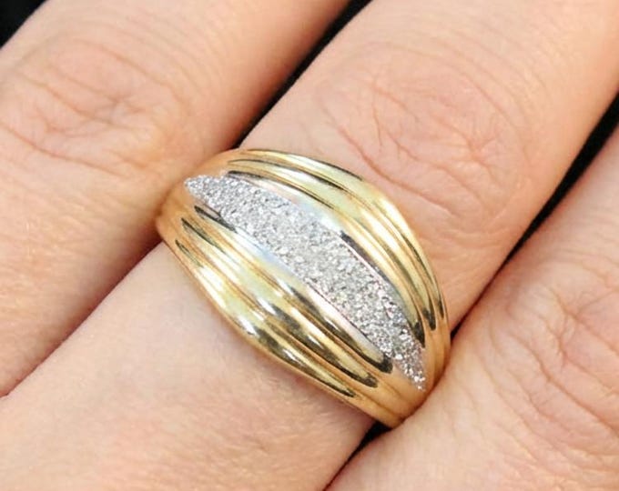 Estate 14K Solid Yellow and White Gold Ring 5.95 Grams Size 7.5 Holiday Gift