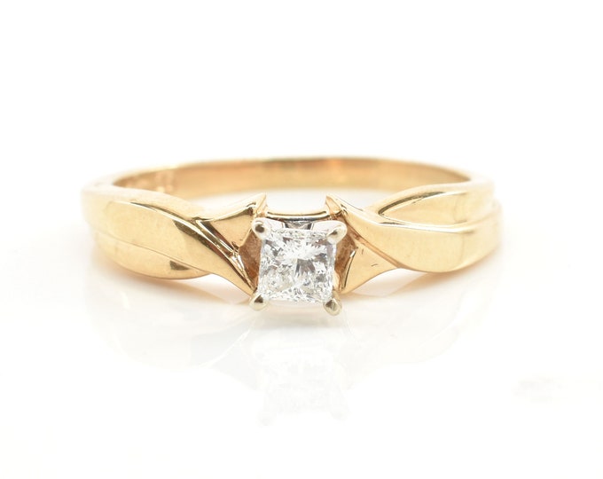 Estate Diamond Ring Vintage 14K Solid Yellow Gold Natural Princess Cut Diamond Solitaire Engagement Ring .25 Carats Size 8.5 Holiday Gift