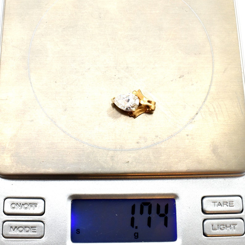 14K Solid Yellow Gold Cubic Zirconia Pendant Vintage Estate Nearly 3 Carats Pear Solitaire Nearly 2 Grams April Birthstone Wedding