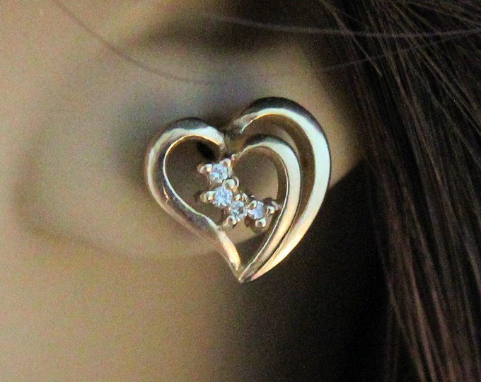 Estate Pair Solid Yellow Gold Genuine Diamonds Post Heart Earrings 3.1 Grams Career Holiday GiftHoliday Gift