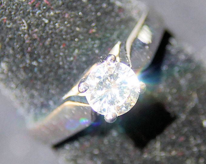Estate 14K White Gold .52 Carats Genuine Diamond Solitaire Ring 3 Grams Size 5.5 Holiday Gift
