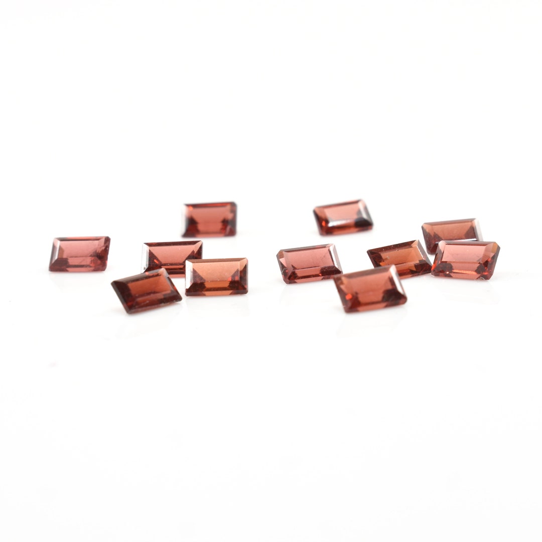 Paire De Grenats Naturels Rouges - 1.29 Carats - Mozambique - Ovales - Non Traités