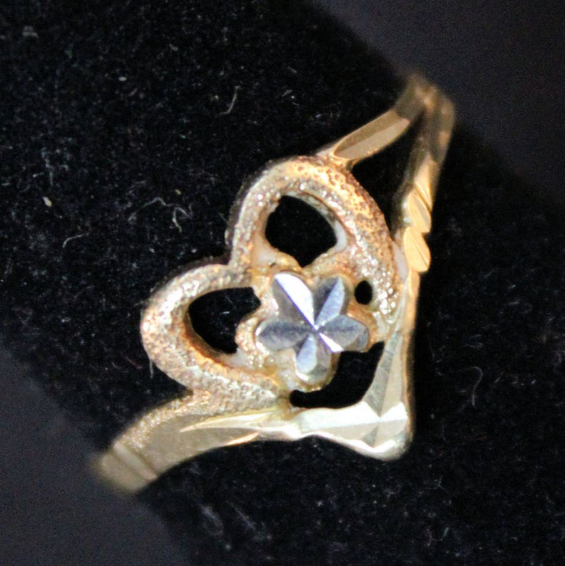 Estate 14K Solid Yellow Gold Open Heart White Gold Star Flower Ring 1.51 Grams Size 5 Wedding