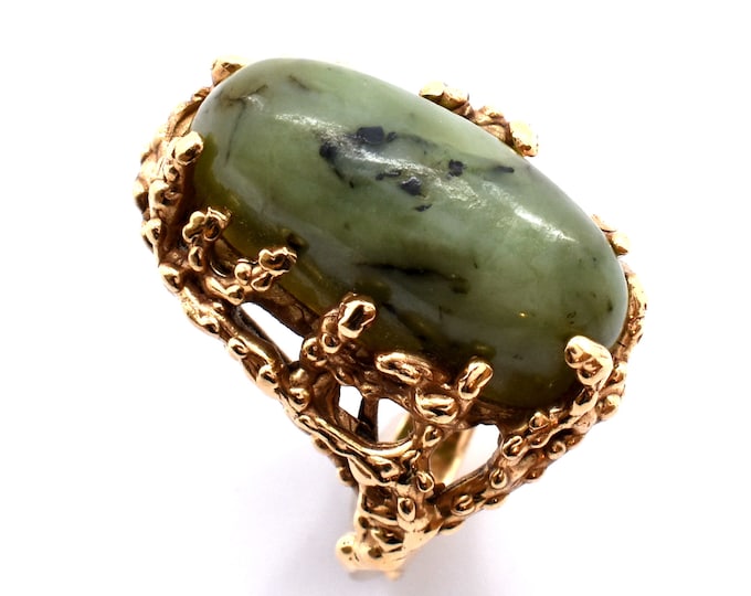 Vintage 14K Yellow Gold Agate Ring, Mid-Century Oval Cabochon, Size 5