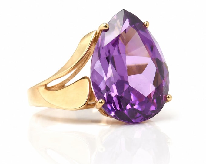 Vintage Pear Amethyst Ring, 14K Yellow Gold, February Birthstone, Size 4.75, New Old Stock