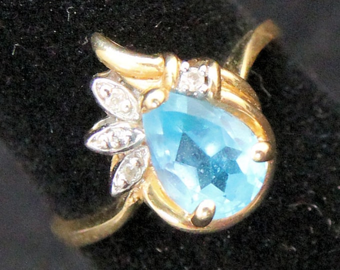 Dazzling 14K Yellow Gold Blue Topaz Accent Diamonds Ring 1.36 Carats Total Weight 2.7 Grams Size 5.75 December Birthstone Holiday Gift