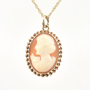 Estate Cameo Charm Vintage 14K Solid Yellow Gold Oval Carved Natural Shell Holiday Gift