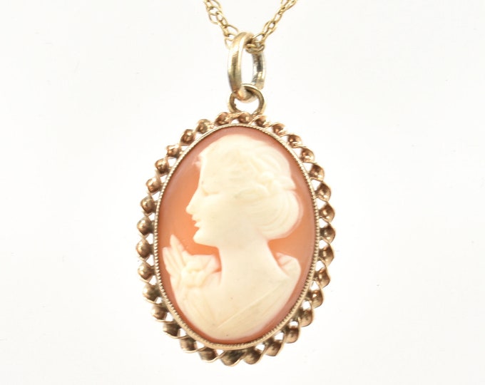 Estate Cameo Charm Vintage 14K Solid Yellow Gold Oval Carved Natural Shell Holiday Gift