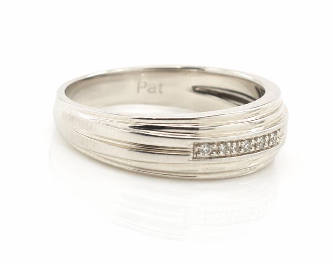 Vintage 10K White Gold Diamond Ring, Estate Jewelry Size 9.75