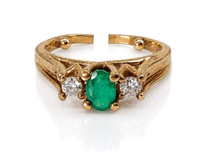 Vintage 14K Gold Emerald Diamond Ring With Cathedral Style Shank May Birthstone