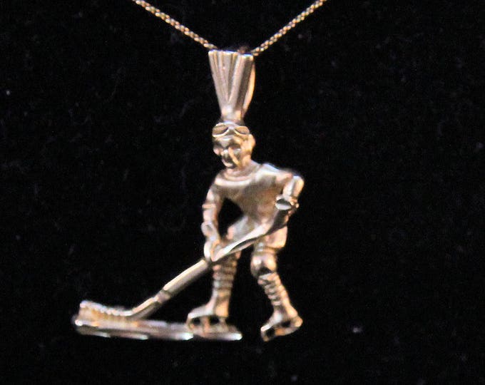 Estate Solid 14K Yellow Gold Hockey Player Pendant 1" Long 2.6 Grams Signed Ma Michael Anthony Holiday Gift