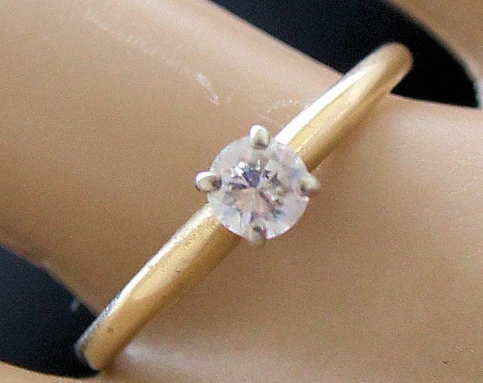 Estate 14K Yellow Gold .25 Carat Genuine Diamond Solitaire Engagement Ring 1.6 Grams Size 6.75 Holiday Gift