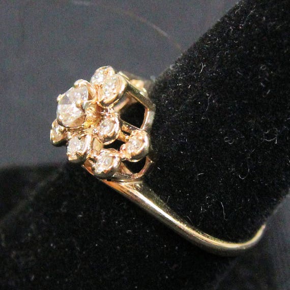 Estate 14K Yellow Gold Diamonds Cluster Ring .56 … - image 3
