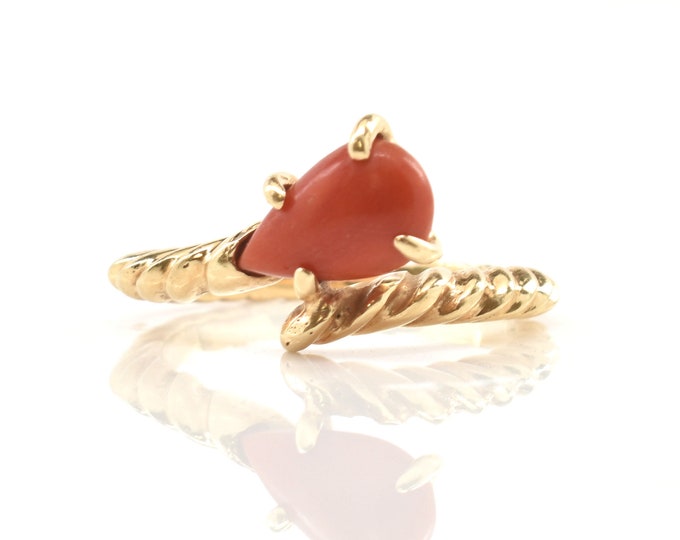 Estate Coral Ring Vintage 14K Solid Yellow Gold Natural Red Coral Pear Cabochon Size 5.75 Wedding Gift