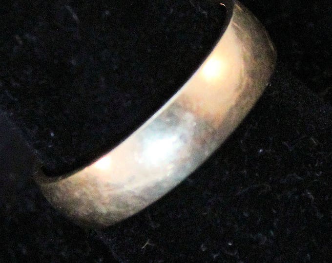 Estate 14K Solid Yellow Gold Wedding Band 6.83 Grams 5.63 Millimeters Wide Size 9.5 Holiday Gift