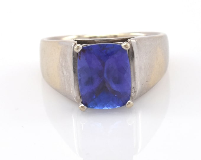 14K White Gold Blue Tourmaline Ring, Vintage Cushion Cut, Size 5.5