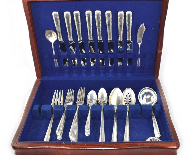 Estate Silver Flatware Towle Candlelight Sterling Silver Flatware Service for 8 Plus Serving Pieces in Wood Box 64 Pieces Total Valentine