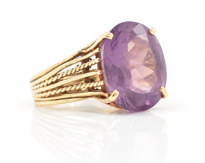 Vintage 14K Gold 11 Carat Amethyst Cocktail Ring, Size 5.5
