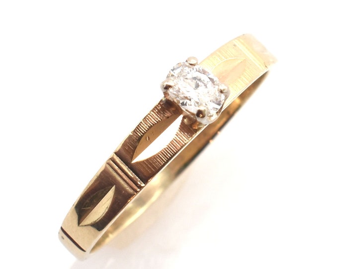 14K Solid Yellow Gold Natural Diamond Ring Oval Cut Solitaire Engagement Over 2 Grams 2 10ths Carat Size 7.5 April Birthstone Valentine