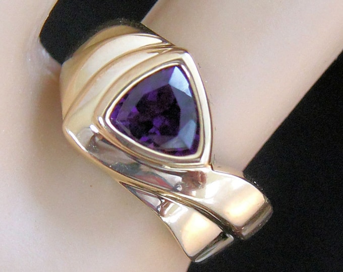 Vintage Amethyst Ring New Old Stock 14K Solid Yellow Gold Natural Amethyst 1 Carat Trillion Cut Size 5.5 February Birthstone Holiday Gift