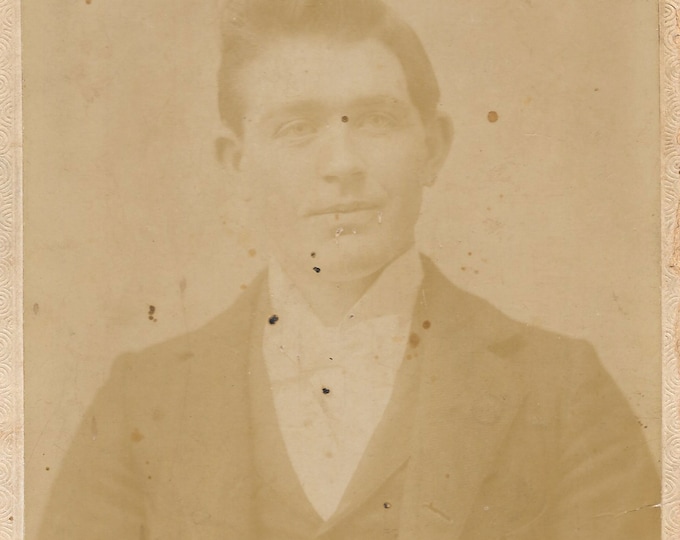 Antique Photo Portrait of a Man Gentleman of Galesburg Illinois Photographed by Bryan & Howard circa 1900