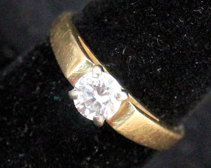 Estate 14K Yellow Gold .56 Carat Genuine Diamond Solitaire Cathedral Engagement Ring 3.4 Grams Size 6.25 Holiday Gift