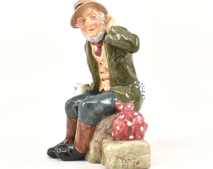 Royal Doulton Golden Years Series Owd Willum HN2042 Vintage Figurine Designed by Leslie Harradine 1948 Green Coat Estate Holiday Gift
