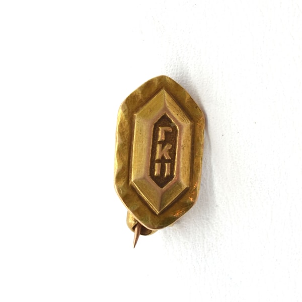14K Solid Yellow Gold Gamma Kappa Pi Pin Vintage Estate Over 1 Gram Signed THEBELL J.CO Fraternity Sorority Honor Society Holiday Gift