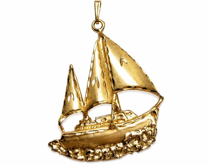 Vintage 14K Yellow Gold Sailboat Pendant Charm