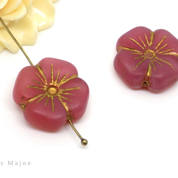 Perle tchèque fleur, en verre pressé, rose fuchsia, patine bronze antique 21 mm lot de 2