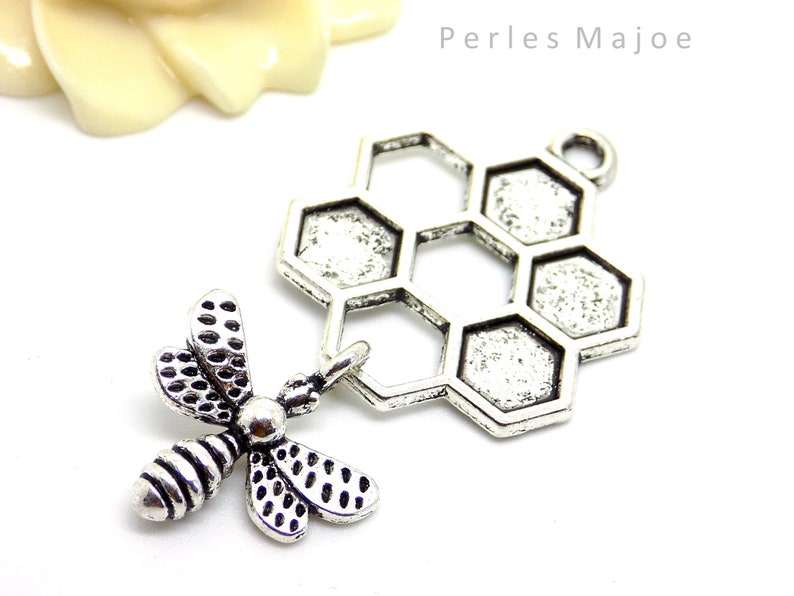 6 breloques éléphant style tibétain couleur argent antique dimensions
