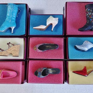 Just the Right Shoe - Etsy