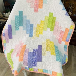 Tutti Frutti Baby Quilt: jelly roll quilts