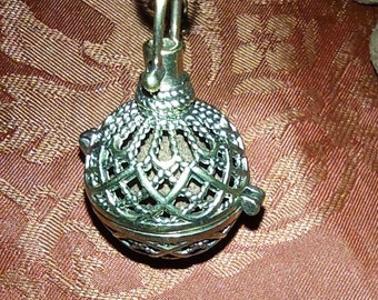 Pomander beads from 14th century Italy