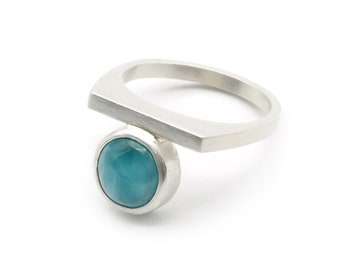 Larimar and Sterling Silver Ring round shape celestial blue color, Minimalist and modern style ring, Flat gemstone women engagement ring