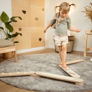 Double-sided natural balance beam set from 4, 6 or 8 beams, Montessori wooden balance toy, kids balance board, toddler gift, indoor gym