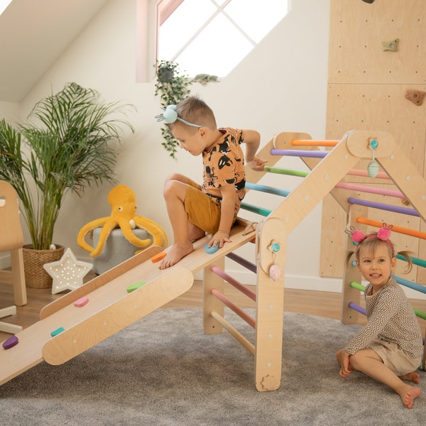 GRIMPEUR COLORÉ HAPPYMOON®, avec rampe, triangle transformable, happymoon, rampe Montessori, triangle pour tout-petits, triangle d'escalade.