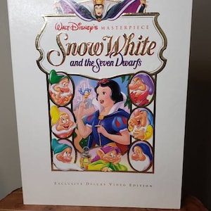 1994 Exclusive Deluxe Edition Snow white & The Seven Dwarves VHS video - SEALED