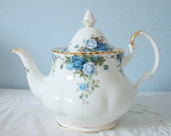 Belle théière vintage Royal Albert Bone China 'Moonlight Rose' de grande taille, décor rose bleue, Angleterre