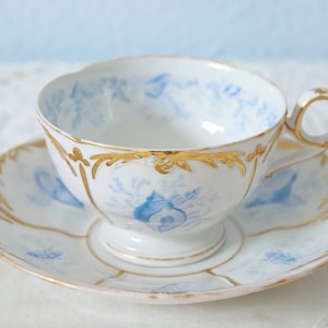 Delicate Antique French Teacup and Saucer, Sea Shells and Insects in Blue, Heavy Gilded Details, Le Creil and Montereau, Feldspath